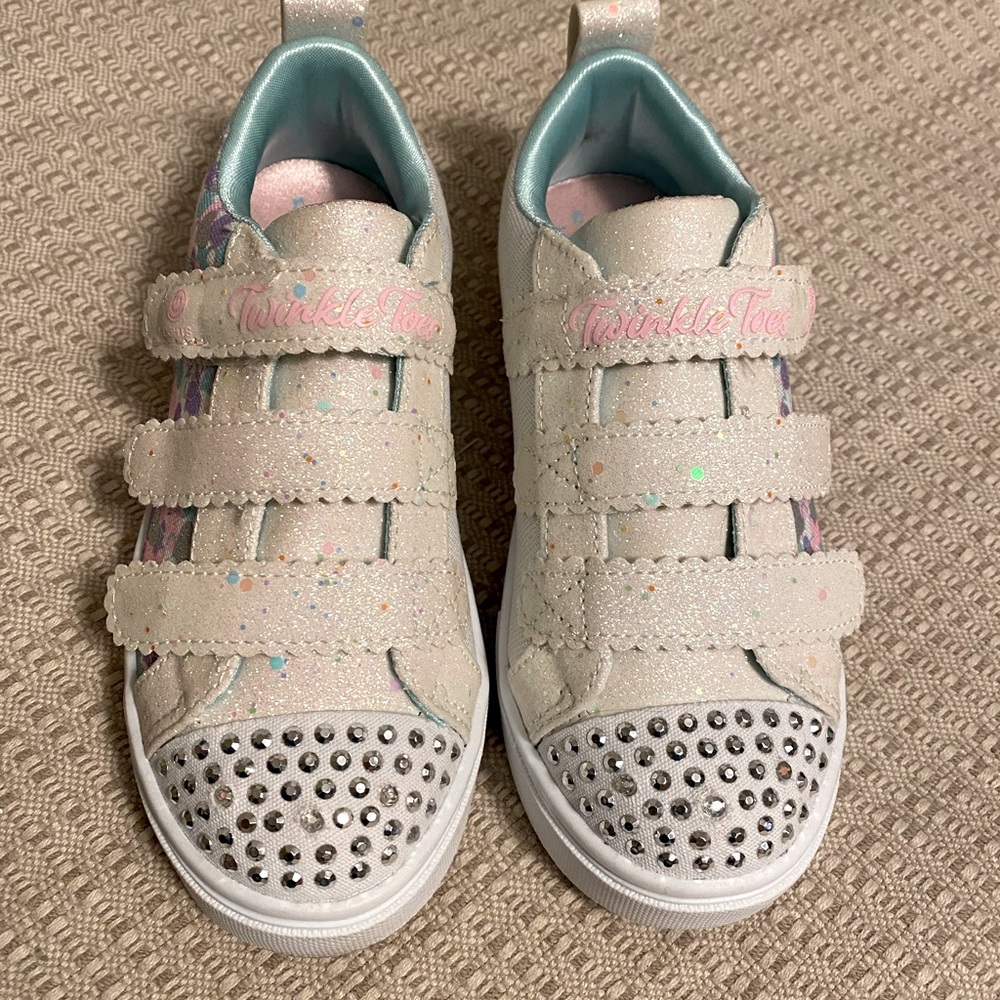 Skechers Twinkle Toe Girls Velcro Shoes